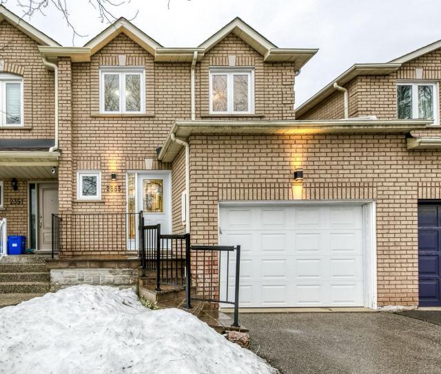 2353 Springfield Crescent, Clearview, Oakville 2
